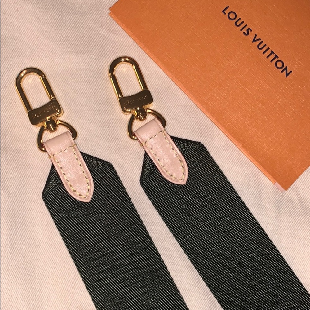 New Louis vuttion adjustable kaki strapW/gold tone - Picture 5 of 13